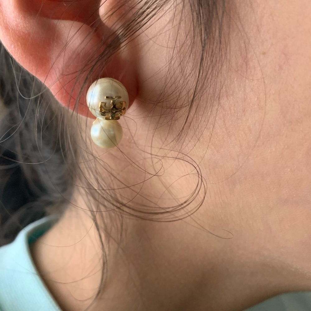 Double pearl earrings